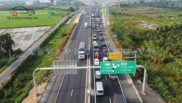 Lối vào cao tốc Trung Lương - Mỹ Thuận