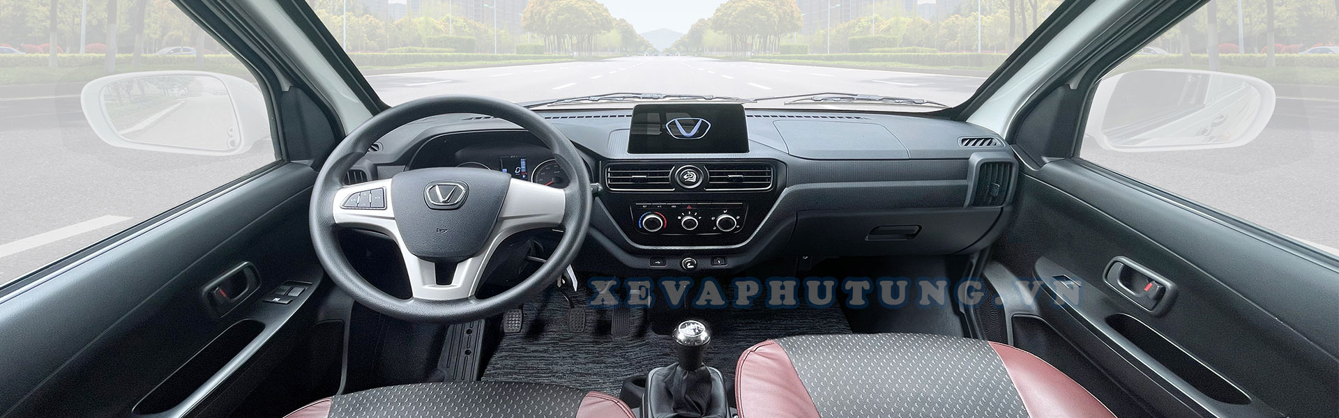 Cận cảnh cabin xe van Veam Victory V2