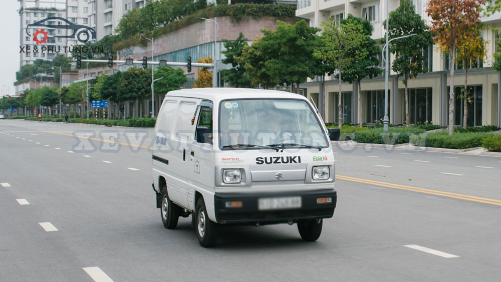 Trải nghiệm xe Suzuki Carry Blind Van