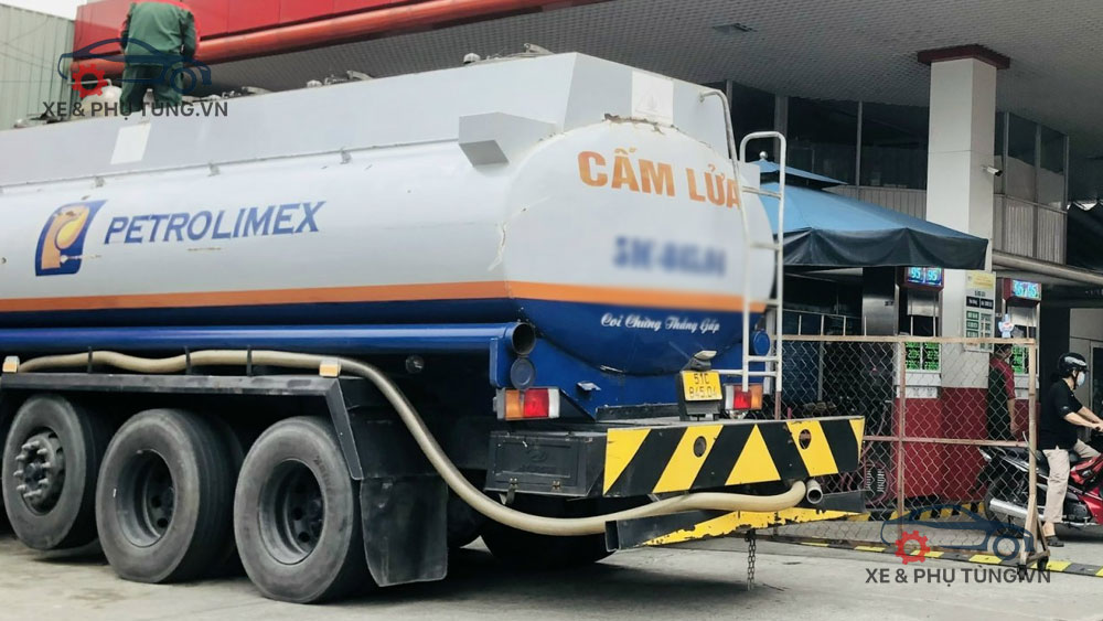 Xe bồn xăng dầu Petrolimex