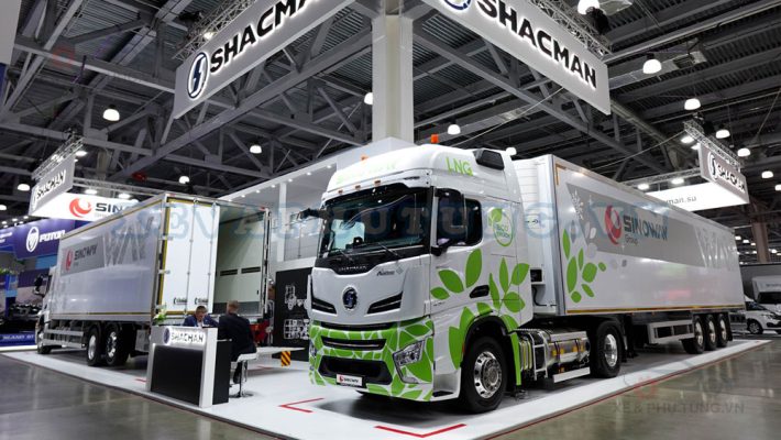 Xe tải Shacman thùng kín